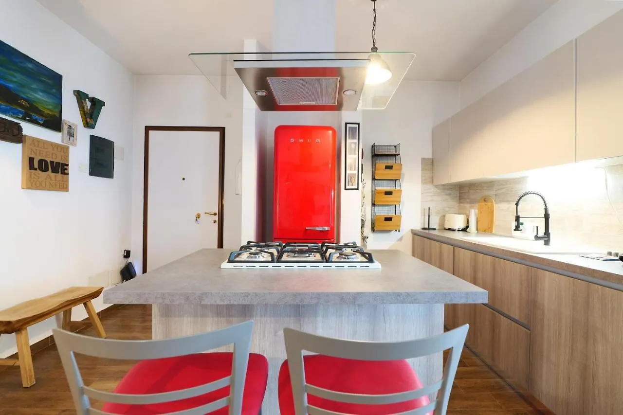 Mila Apartments Battista Milano 0*,